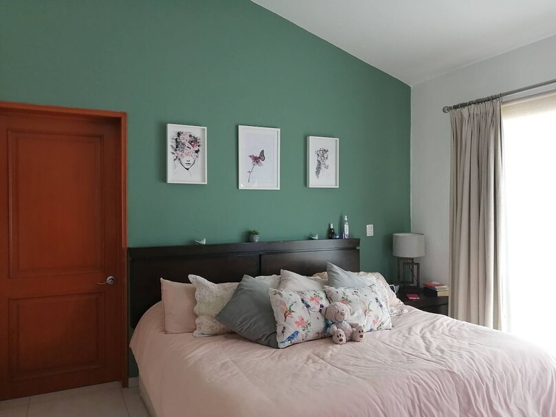 CASA EN VENTA FRENTE A PARQUE METROPOLITANO