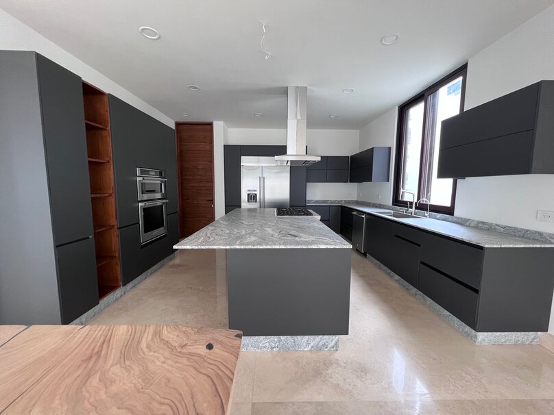 Hermosa casa en venta en Reserva Real