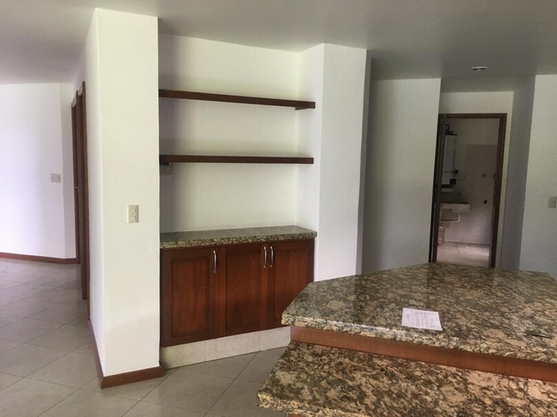 Se renta hermosa casa en Puerta de Hierro