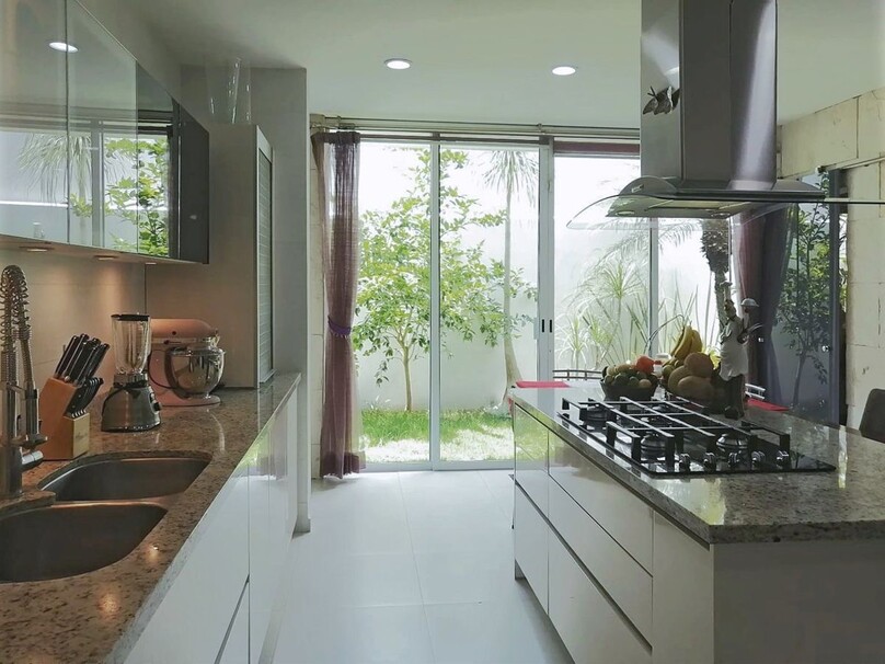 Se vende Hermosa Residencia en Condominio Los Castaños