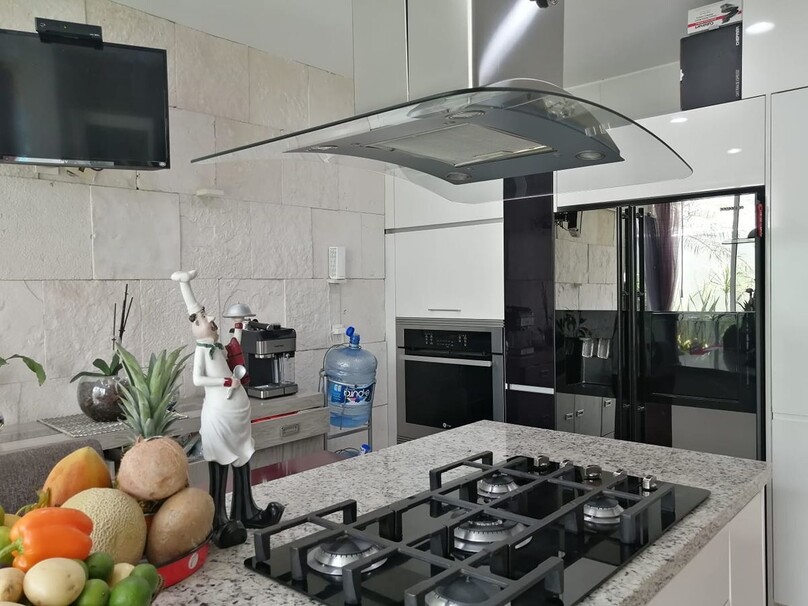 Se vende Hermosa Residencia en Condominio Los Castaños