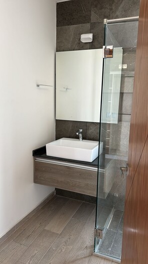 Se vende hermosa casa en Capital Norte