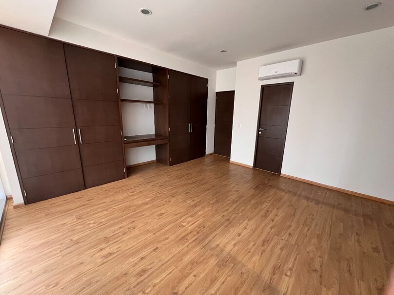 Se Vende o Renta Departamento en Venta en Andares - Alaya