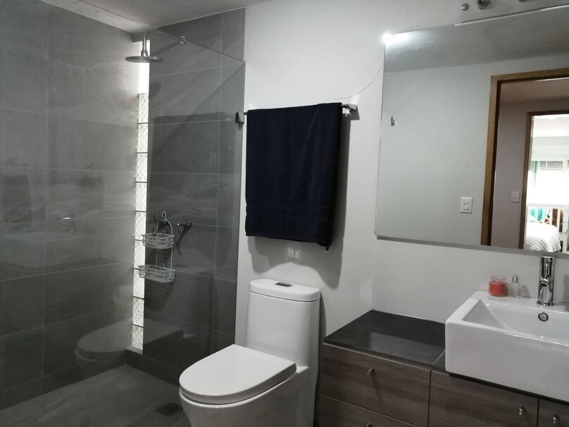 RESIDENCIA EN VILLA UNIVERSITARIA