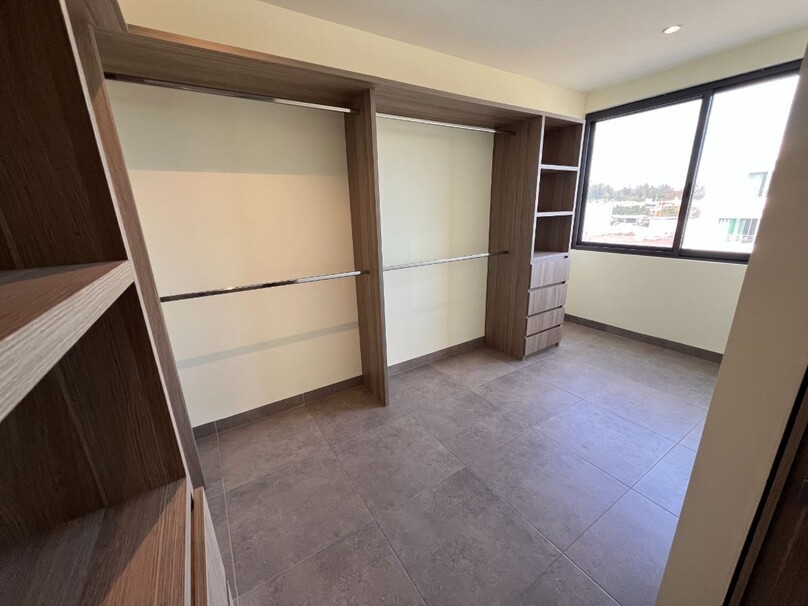Se Vende o Renta Hermoso departamento Viento Metropolitano