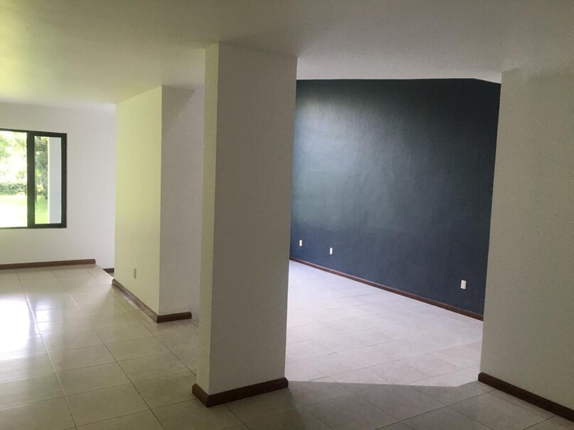 Se renta hermosa casa en Puerta de Hierro