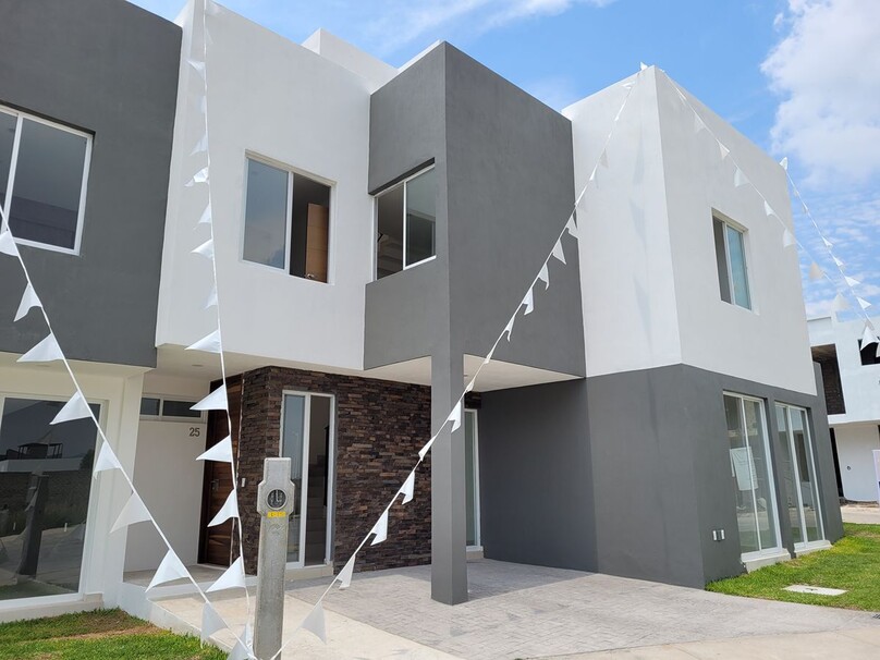 Se vende casa en Bosques de Santa Anita con Roof Garden