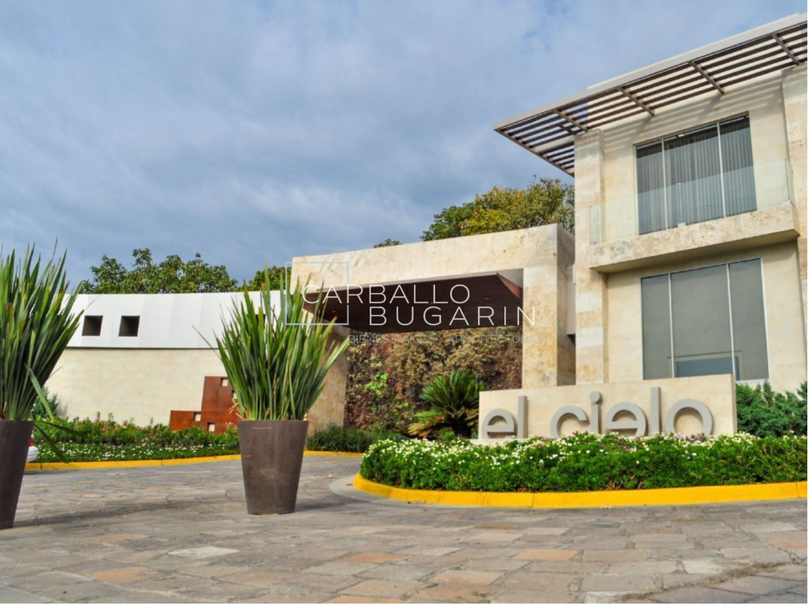 Increíble terreno en Venta en El Cielo con vista al campo de golf