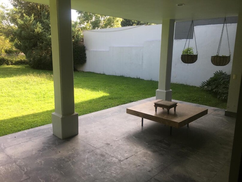 Se renta hermosa casa en Puerta de Hierro