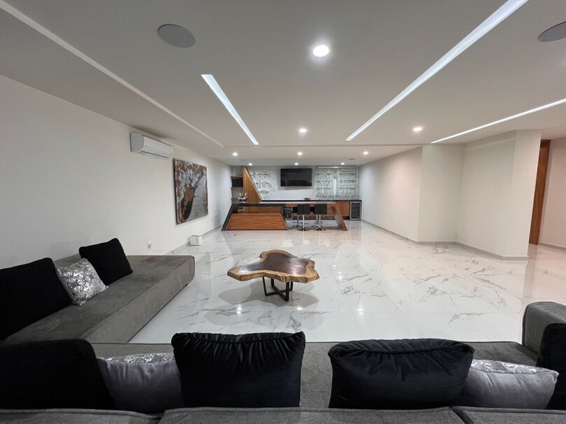 Espectacular residencia Regina en Fraccionamiento Ayamonte
