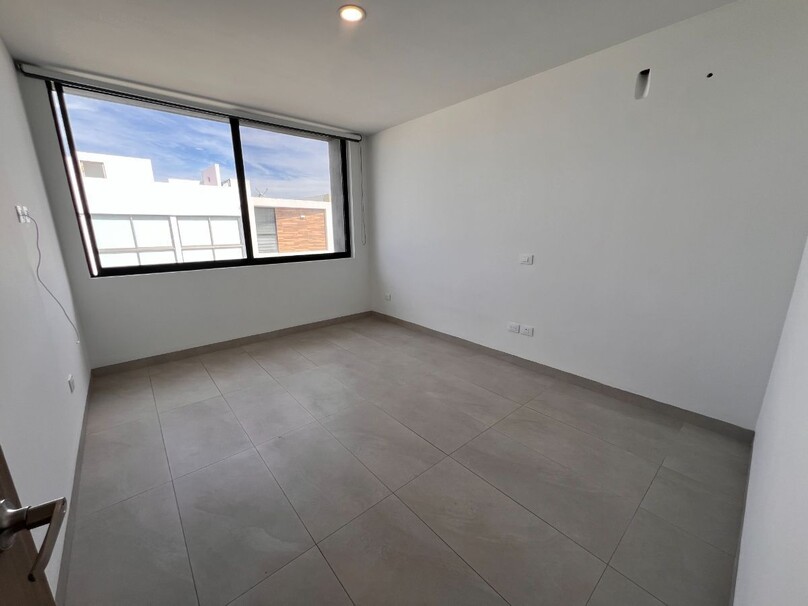 Se vende hermosa casa a estrenar en Capital Norte