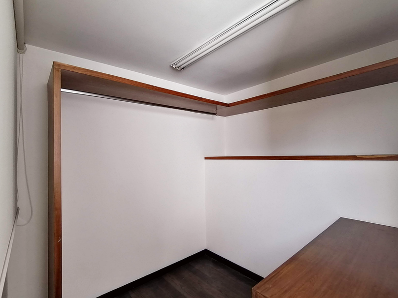 CASA EN VENTA EN BUGAMBILIAS 1a. SECCIÓN, ZAPOPAN
