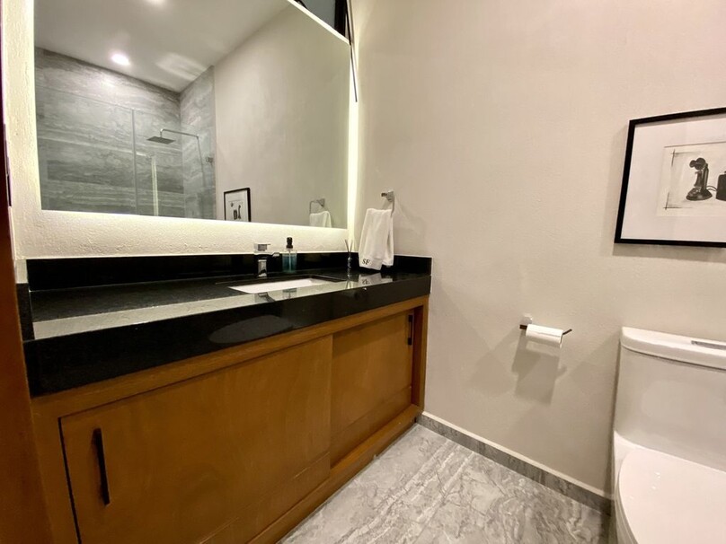 Espectacular penthouse  remodelado en Lomas Altas