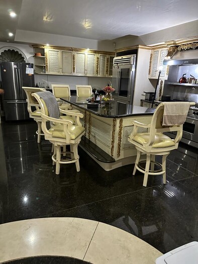 Se vende hermosa casa por carretera Tesistan y Base Aerea