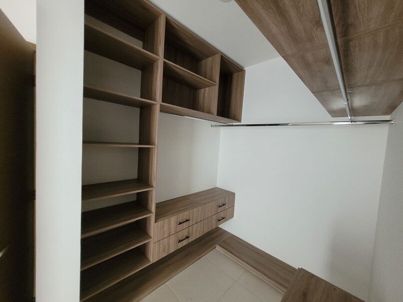 Se vende casa en Bosques de Santa Anita con Roof Garden
