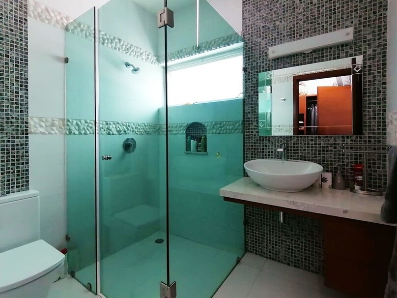 Se vende Hermosa Residencia en Condominio Los Castaños