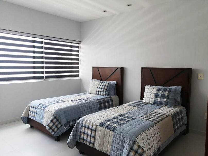 Se vende Hermosa Residencia en Condominio Los Castaños