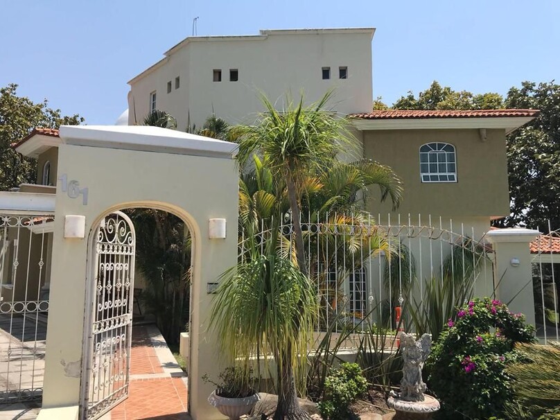 Se vende hermosa casa en el Palomar