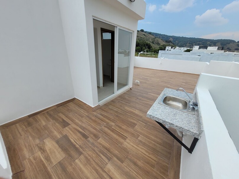Se vende casa en Bosques de Santa Anita