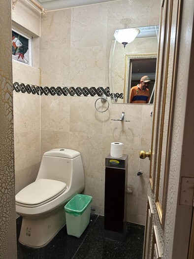 Se vende hermosa casa por carretera Tesistan y Base Aerea