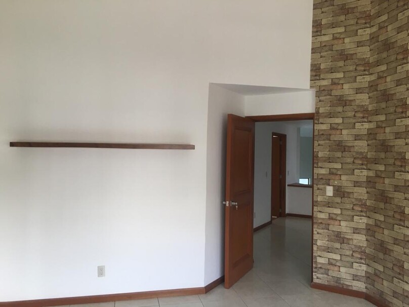 Se renta hermosa casa en Puerta de Hierro
