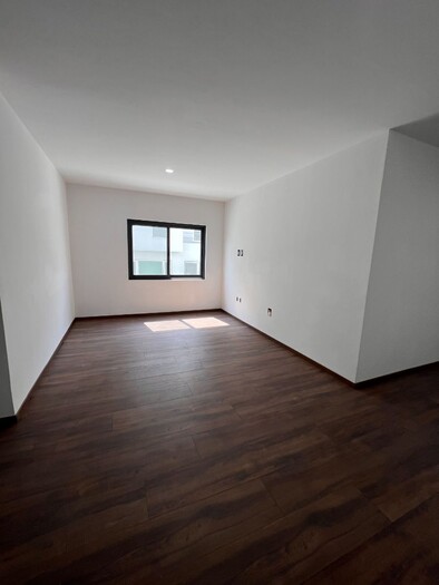 Se vende hermosa casa Penelope en Puerta de Hierro