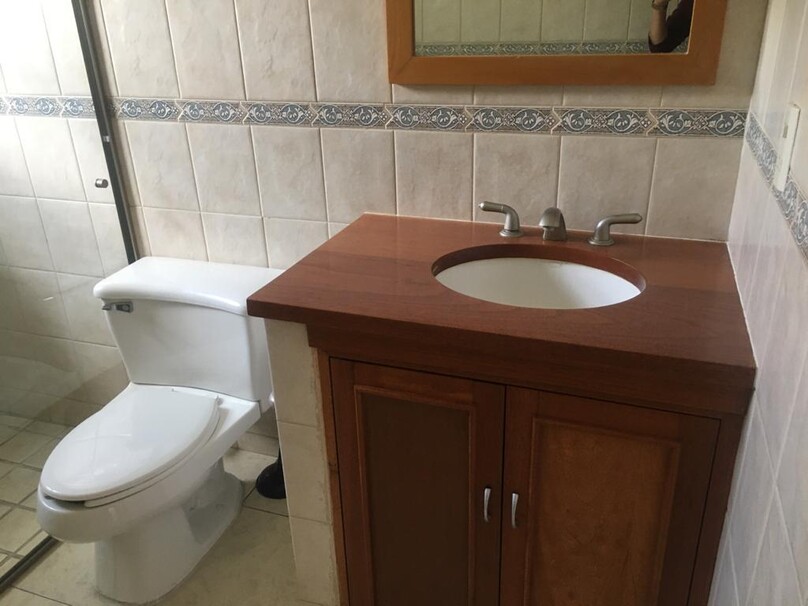Se renta hermosa casa en Puerta de Hierro