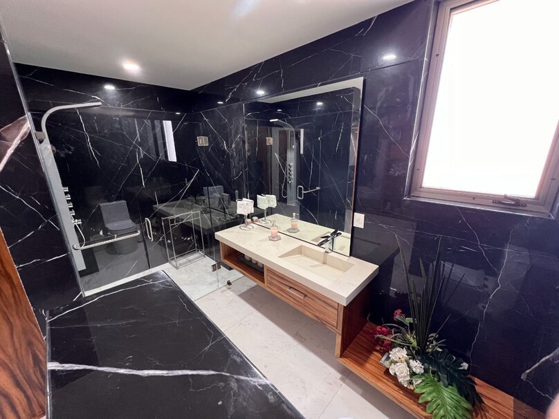 Espectacular residencia Regina en Fraccionamiento Ayamonte