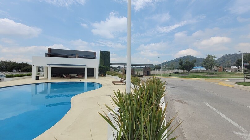 Se vende casa en Bosques de Santa Anita con Roof Garden