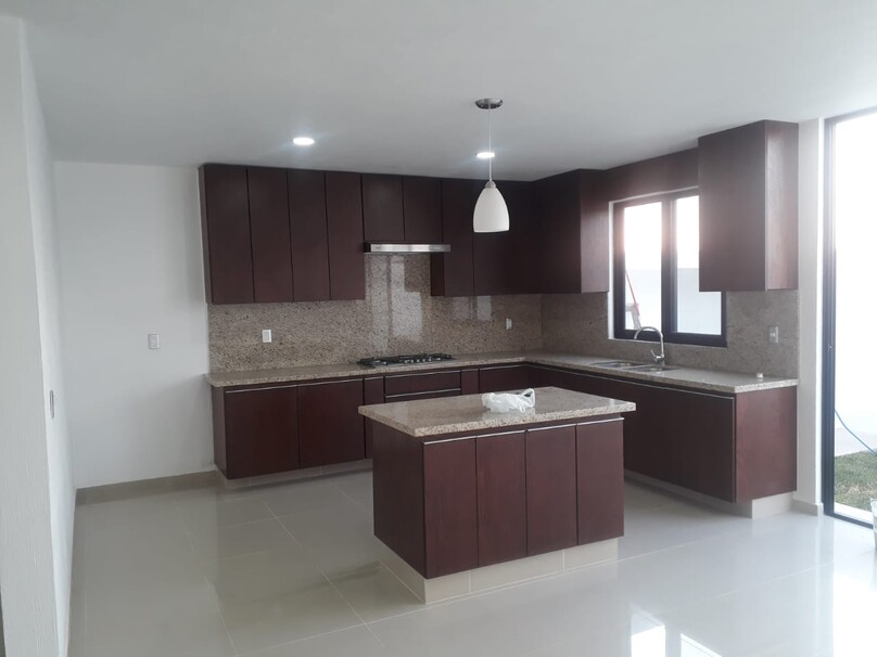 Se Vende casa en Valle Imperial