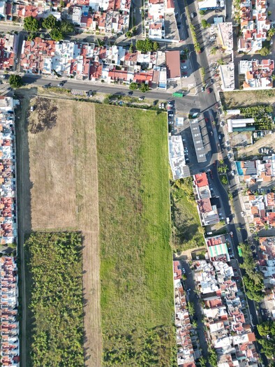 Se venden increibles terrenos comerciales sobre Servidor Publico