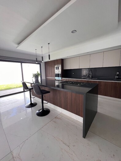 Se vende hermosa casa Penelope en Puerta de Hierro