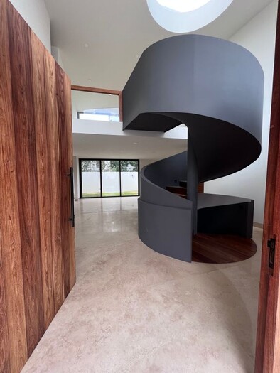 Hermosa casa en venta en Reserva Real