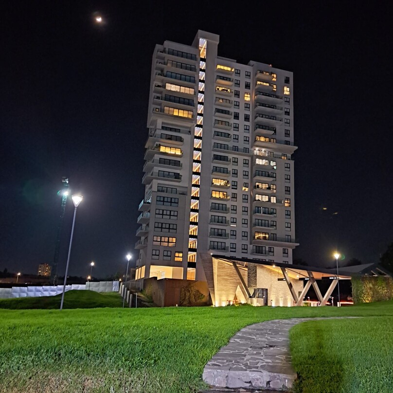Preventa de departamentos en Torre 1000 West Point