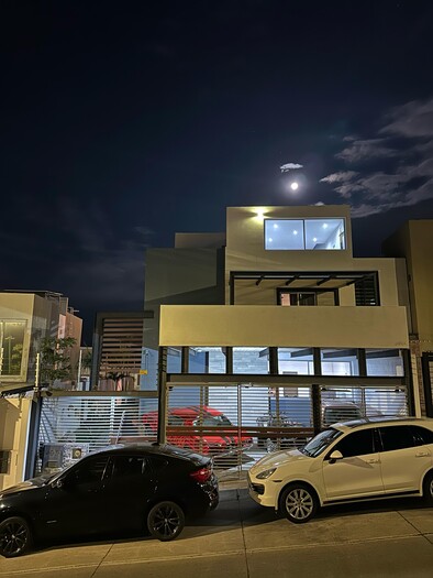 Se vende hermosa casa en Colinas de San Isidro