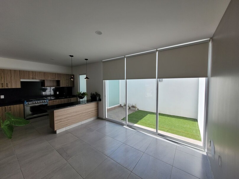 Se vende hermosa casa ubicada en Bosques de Santa Anita