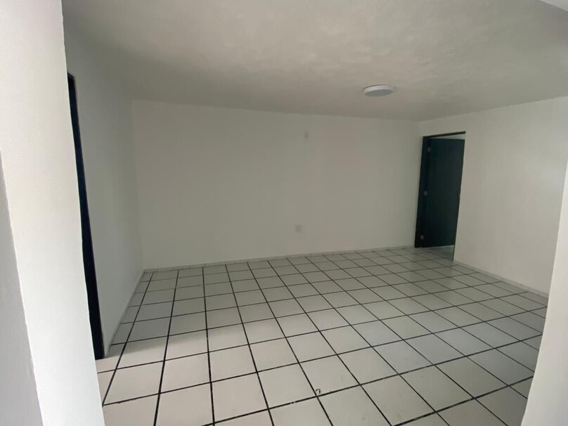 SE VENDE CASA TIPO DUPLEX , LISTA PARA HABITAR CON MUY BUENA UBICACIÓN.