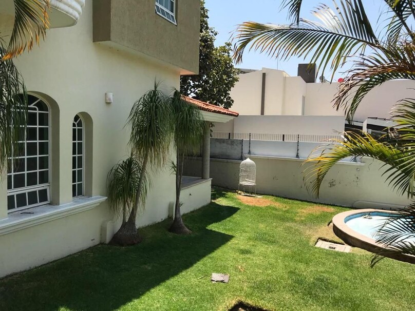Se vende hermosa casa en el Palomar