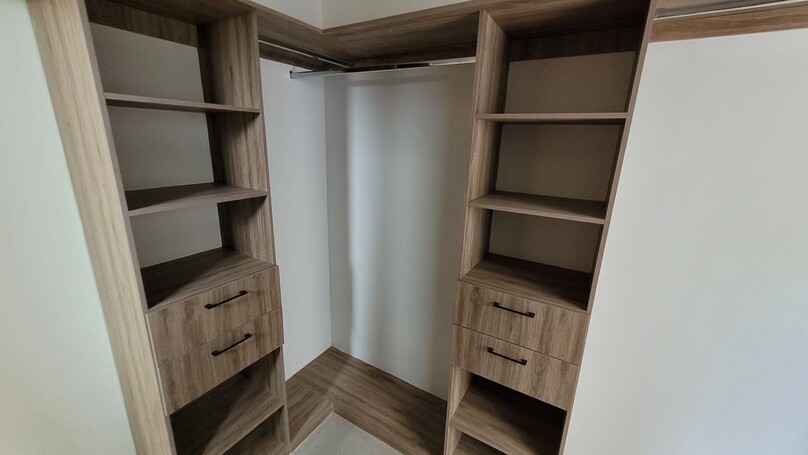 SE VENDE CASA CON ROOF GARDEN DENTRO DE COTO VICENZA