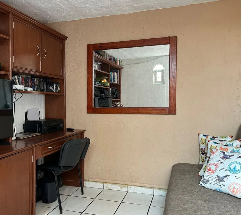 Casa en condominio en Jardines del Valle