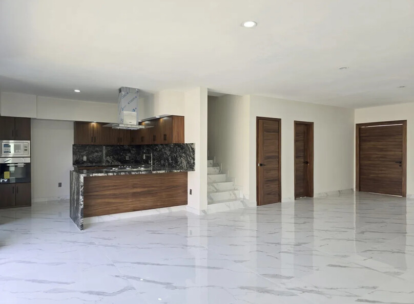 Se vende casa en Los Robles