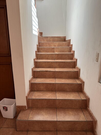 Se renta casa sobre George Haendel