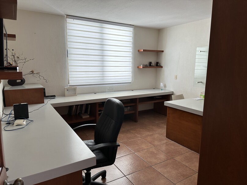 Se renta casa sobre George Haendel