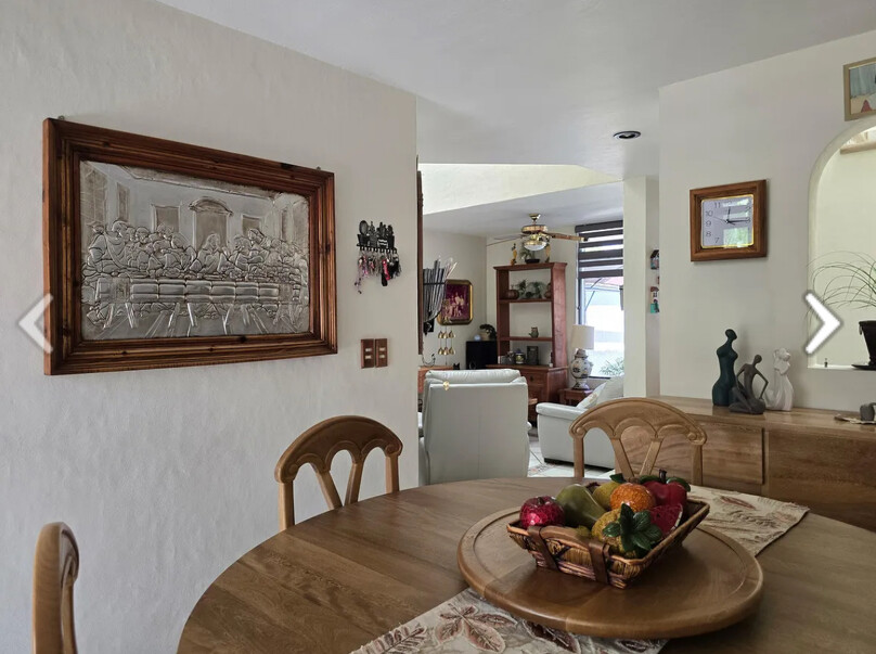 CASA EN VENTA EN PASEOS UNIVERSIDAD