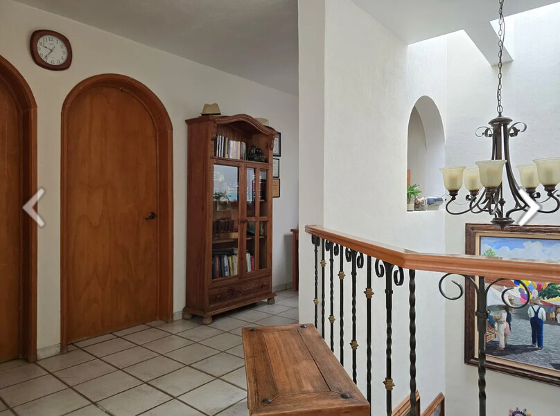 CASA EN VENTA EN PASEOS UNIVERSIDAD