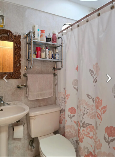 CASA EN VENTA EN PASEOS UNIVERSIDAD