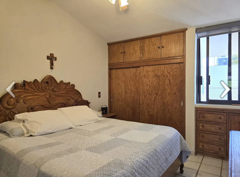 CASA EN VENTA EN PASEOS UNIVERSIDAD