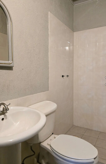 Bodega en venta en Jardines del Bosque