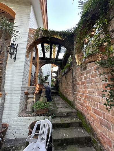 Se vende casa en Puerta de Hierro