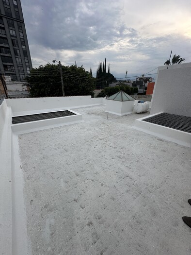 Se Renta casa en Jardines Universidad